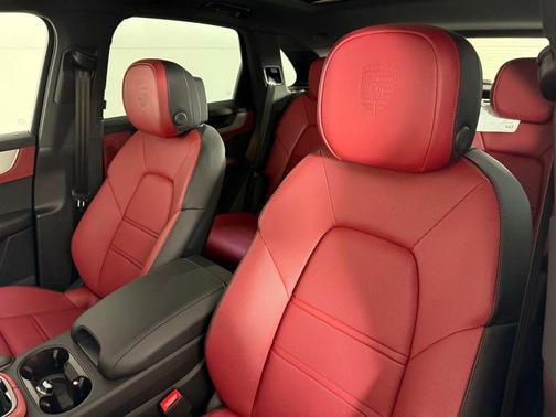 2025 Porsche Cayenne Cayenne