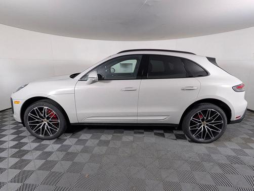 2026 Porsche Macan S
