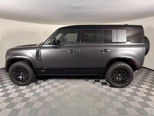 2024 Land Rover Defender 110 P525 Carpathian Edition