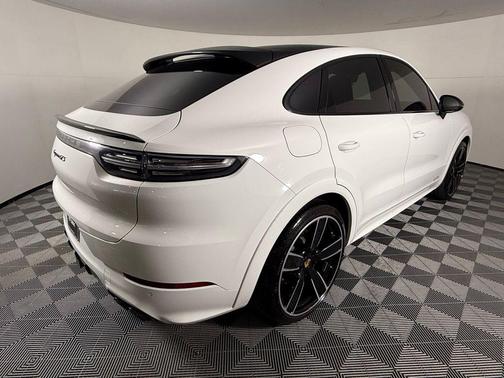 White 2023 Porsche Cayenne GTS