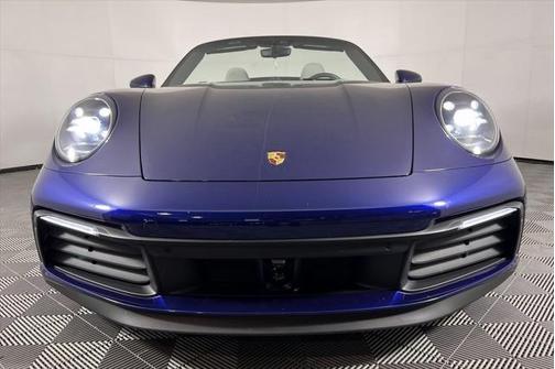 2020 Porsche 911 Carrera 4S Cabriolet