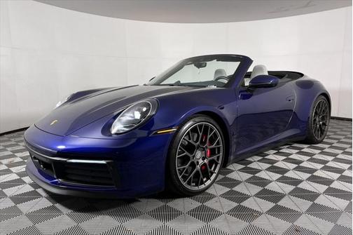 2020 Porsche 911 Carrera 4S Cabriolet