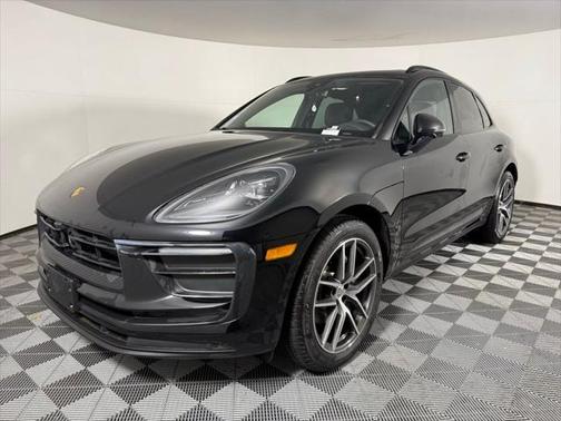 2024 Porsche Macan Base
