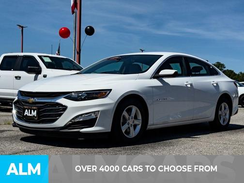 Summit White 2024 Chevrolet Malibu LT