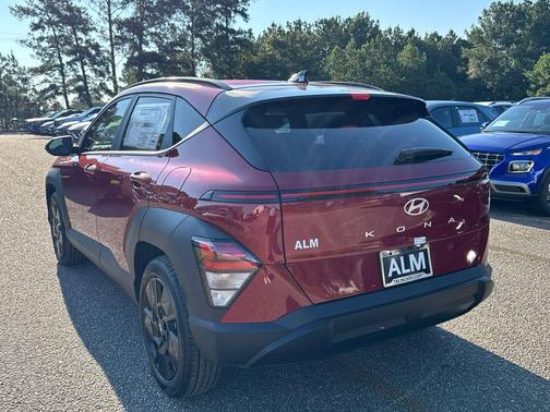 2026 Hyundai KONA SEL