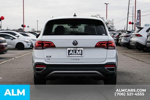 2024 Volkswagen Taos 1.5T SE