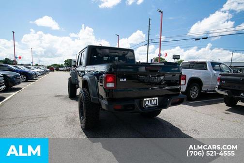 2023 Jeep Gladiator Sport