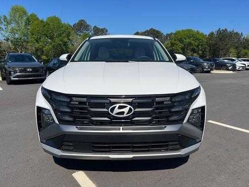 White Pearl 2026 Hyundai TUCSON SEL