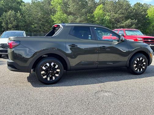 2025 Hyundai SANTA CRUZ SEL Activity