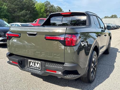2025 Hyundai SANTA CRUZ SEL Activity