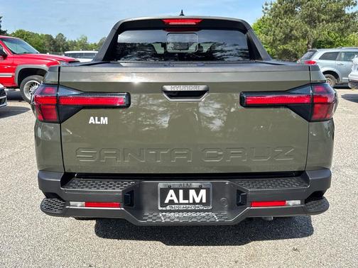2025 Hyundai SANTA CRUZ SEL Activity