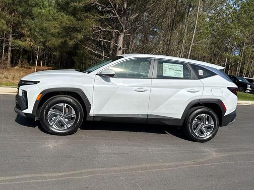 2026 Hyundai TUCSON Hybrid Blue SE