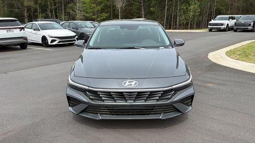 Gray 2026 Hyundai ELANTRA SE