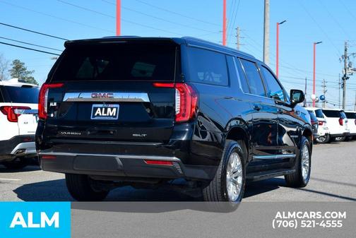 2023 GMC Yukon XL SLT