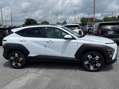 2025 Hyundai KONA SEL Convenience