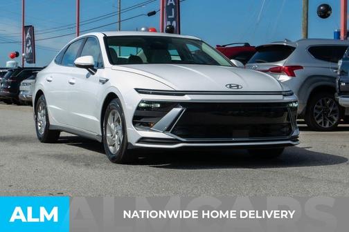 2025 Hyundai SONATA SE