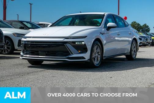 2025 Hyundai SONATA SE