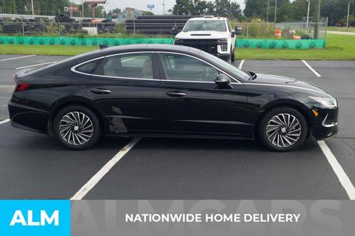 2023 Hyundai SONATA Hybrid Limited