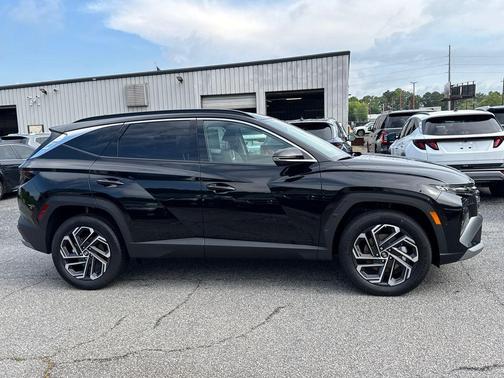 2025 Hyundai TUCSON Hybrid Limited