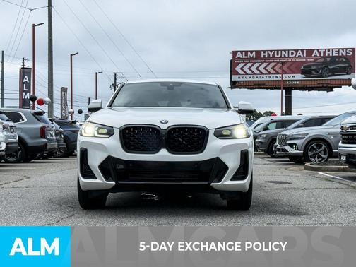 White 2023 BMW X4 xDrive30i