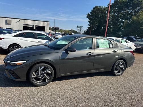 2025 Hyundai ELANTRA HEV Limited