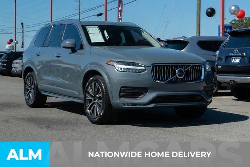 2022 Volvo XC90 T5 Momentum 7 Passenger
