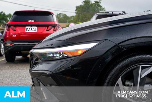 2024 Hyundai ELANTRA HEV Limited