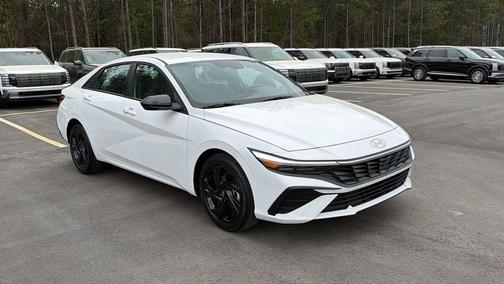 Serenity White Pearl 2026 Hyundai ELANTRA SEL Sport