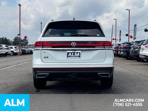 2024 Volkswagen Atlas 2.0T SE w/Technology