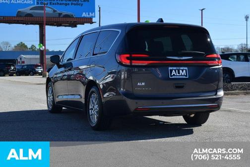 2023 Chrysler Pacifica Touring-L