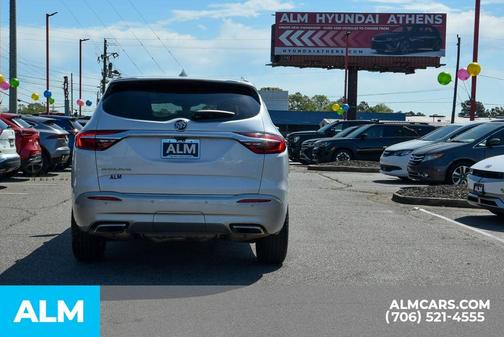 2020 Buick Enclave Essence
