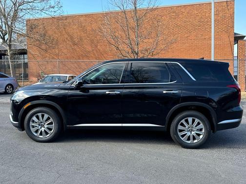 2025 Hyundai PALISADE SE