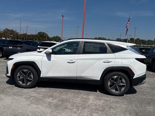 2026 Hyundai TUCSON SEL Premium
