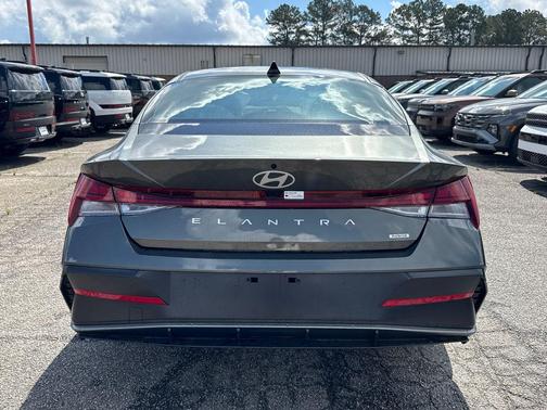 2025 Hyundai ELANTRA HEV Limited