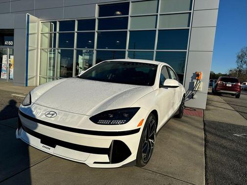 2025 Hyundai IONIQ 6 SEL