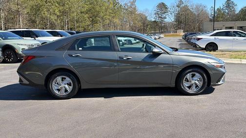 Amazon Gray 2026 Hyundai ELANTRA SE