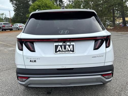 2025 Hyundai TUCSON Hybrid Limited