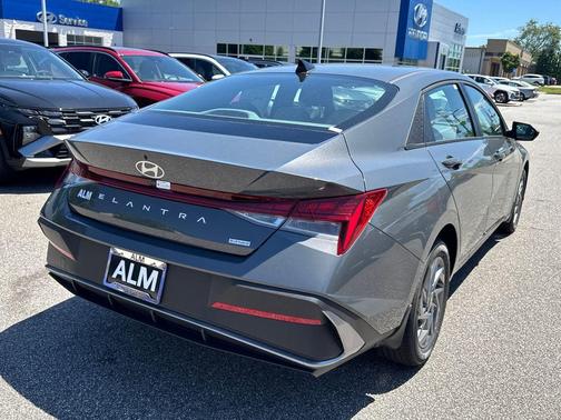 2025 Hyundai ELANTRA HEV Blue