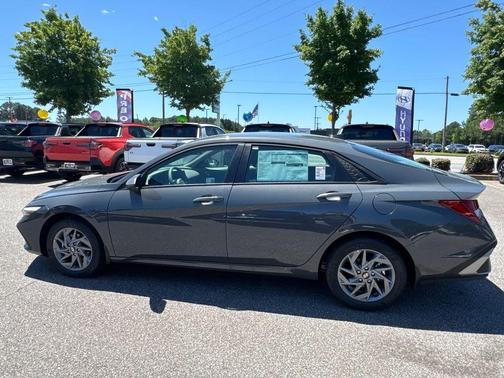 2025 Hyundai ELANTRA HEV Blue