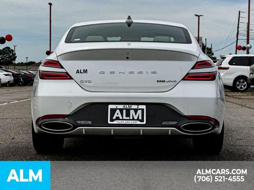 Uyuni White 2023 Genesis G70 3.3T