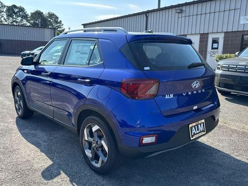 2025 Hyundai VENUE Limited