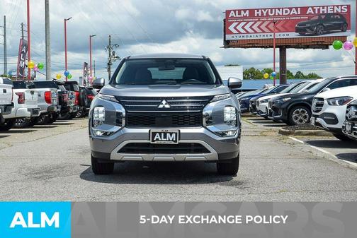 2024 Mitsubishi Outlander SE