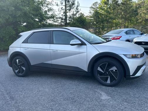 2025 Hyundai IONIQ 5 SEL