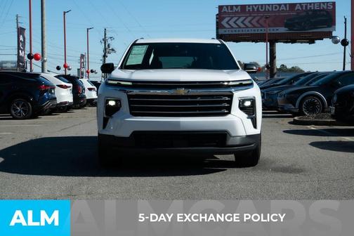 2024 Chevrolet Traverse LT