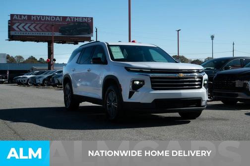 2024 Chevrolet Traverse LT