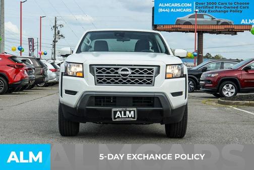 2024 Nissan Frontier SV