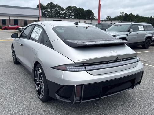 2025 Hyundai IONIQ 6 SEL