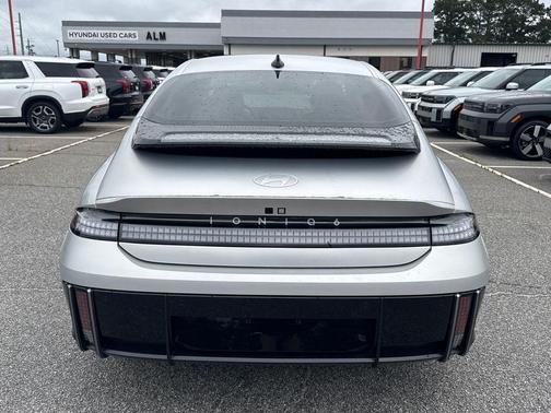 2025 Hyundai IONIQ 6 SEL