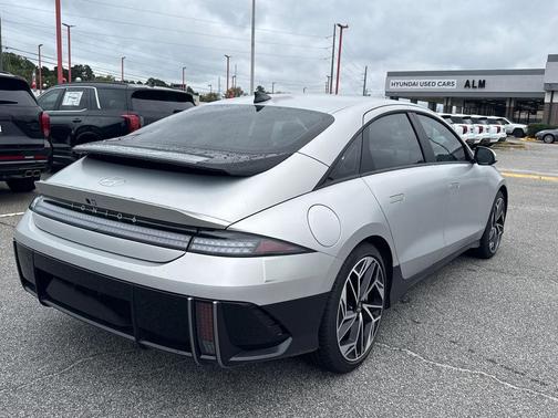 2025 Hyundai IONIQ 6 SEL