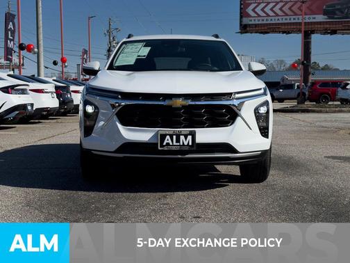 2025 Chevrolet Trax LT